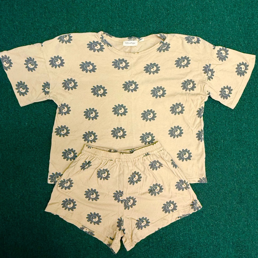 Kids Matching Set in Tan and Gray